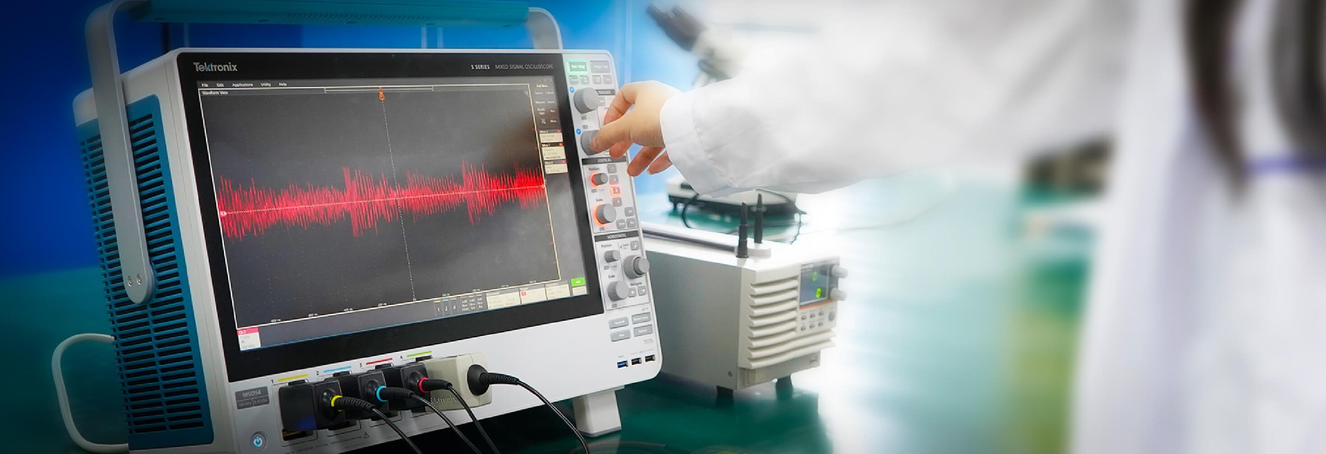 創(chuàng)新激情和創(chuàng)新能力 是發(fā)展的第一動力